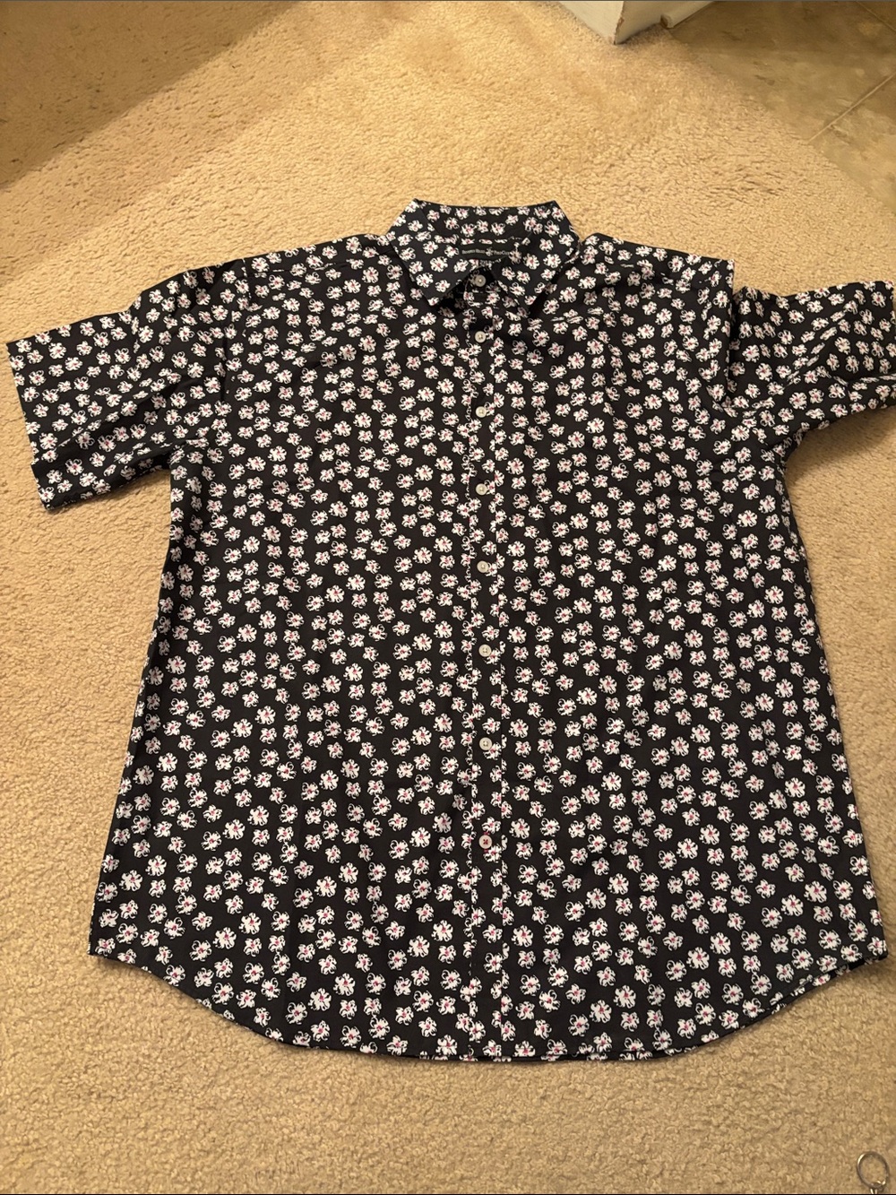 Men's 2XL s/s button down 🌸